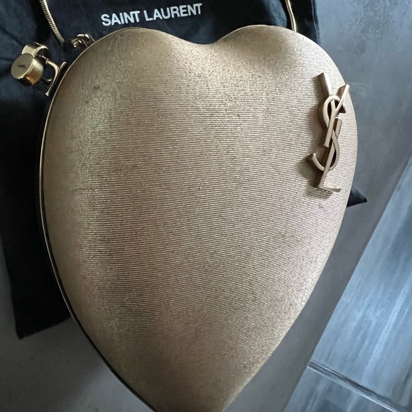 Saint Laurent Heart Bag - Picture 3 of 8